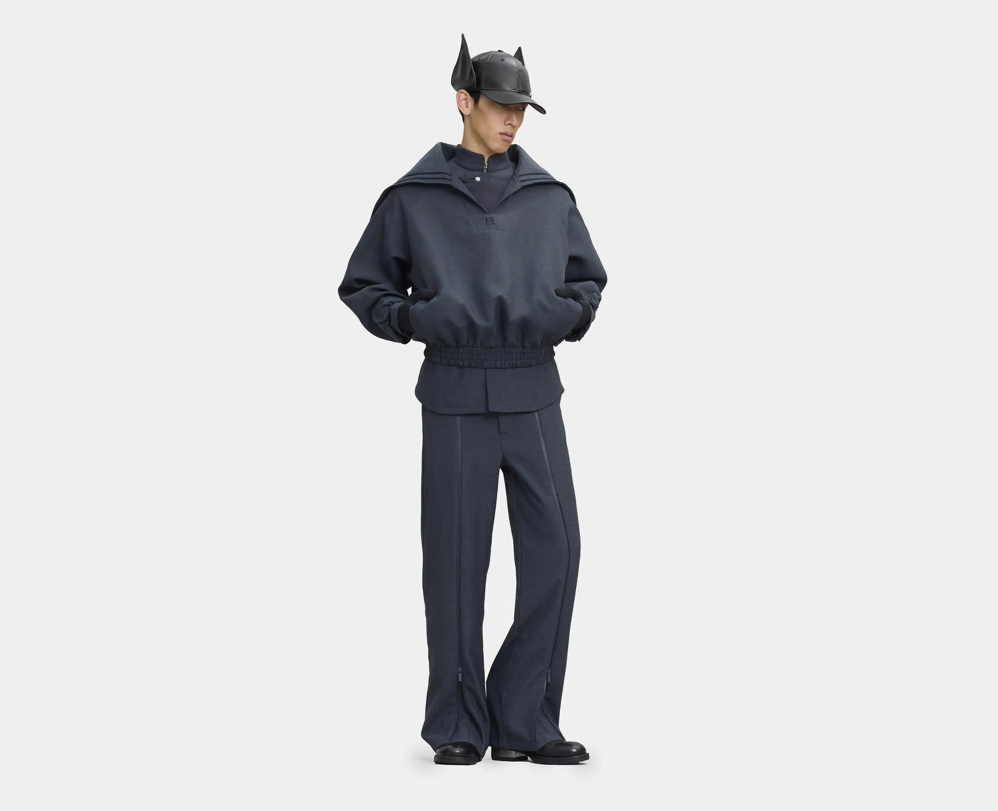 GREY-M