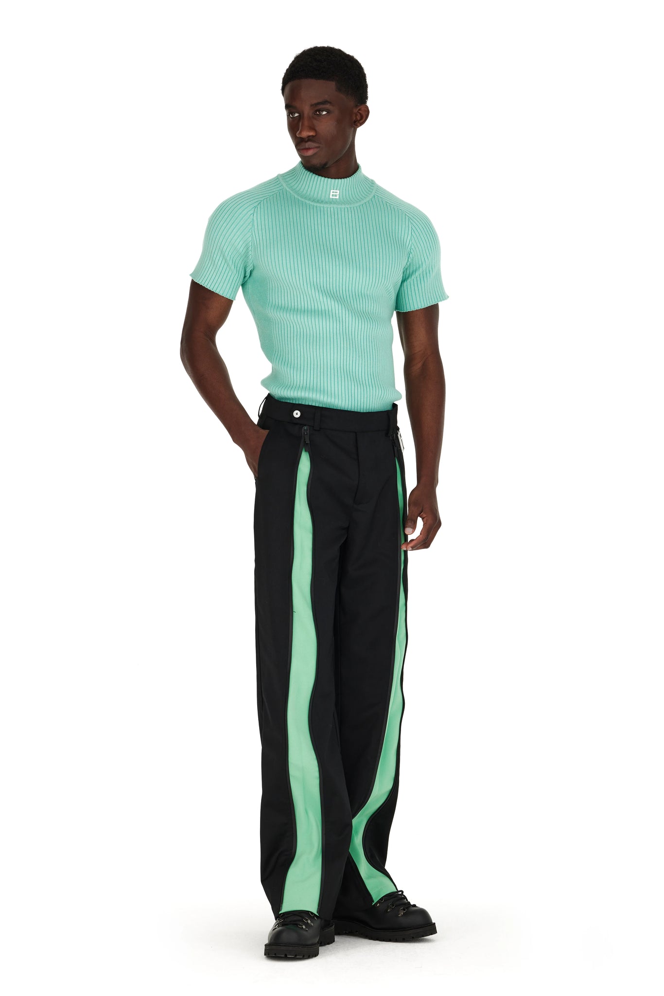 GREEN