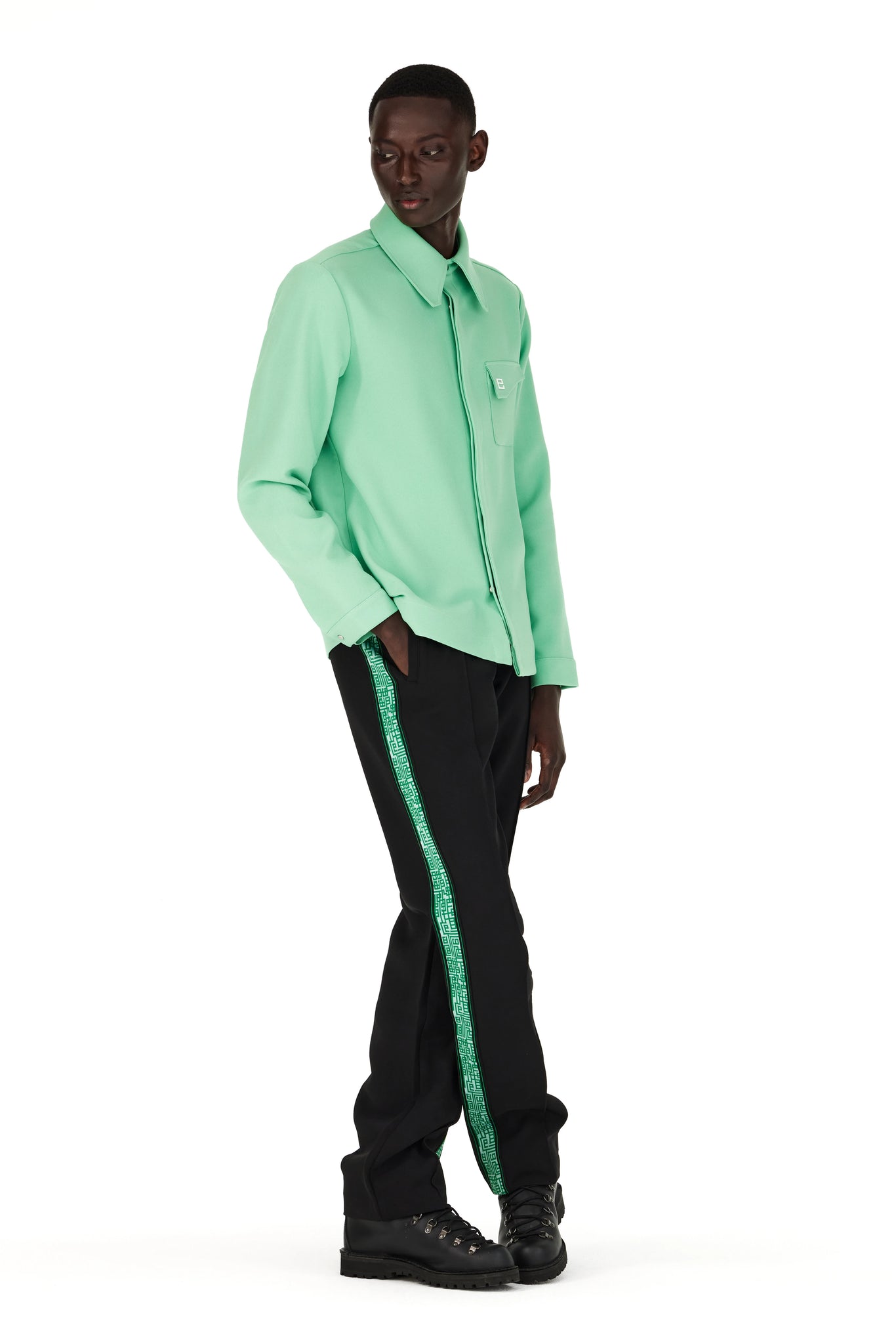 GREEN