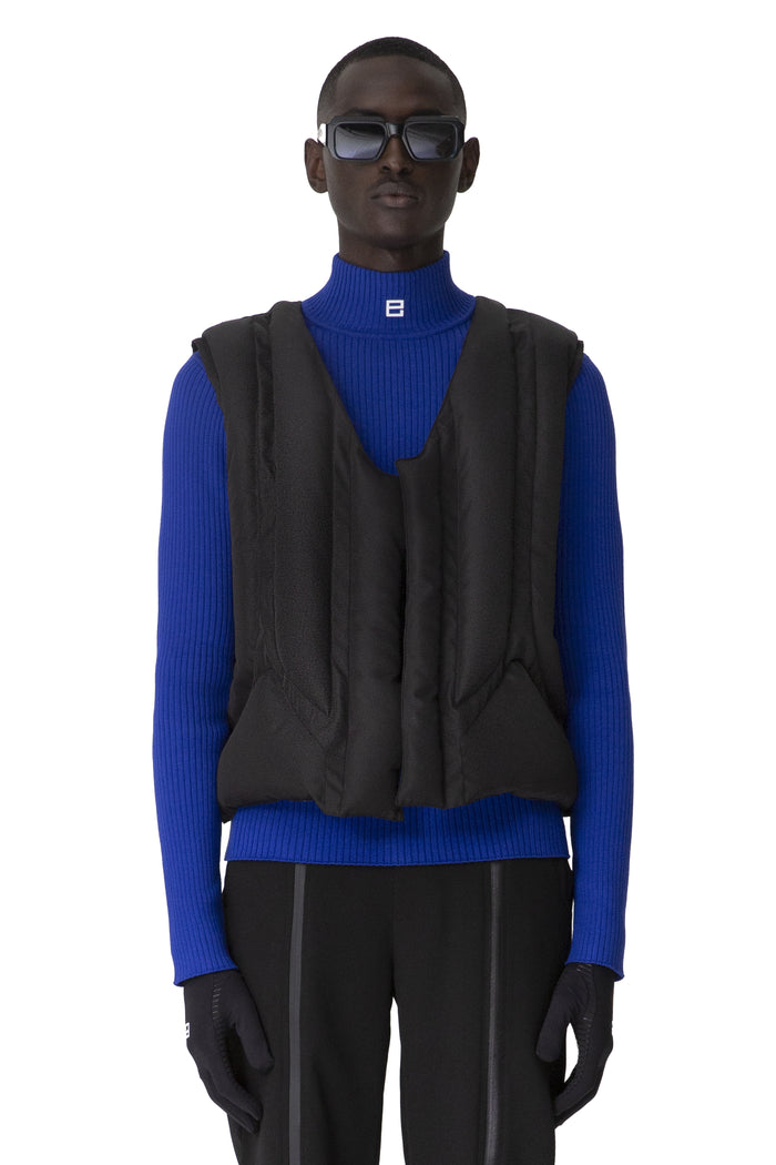 ARMOR SLEEVELESS PUFFY JACKET
