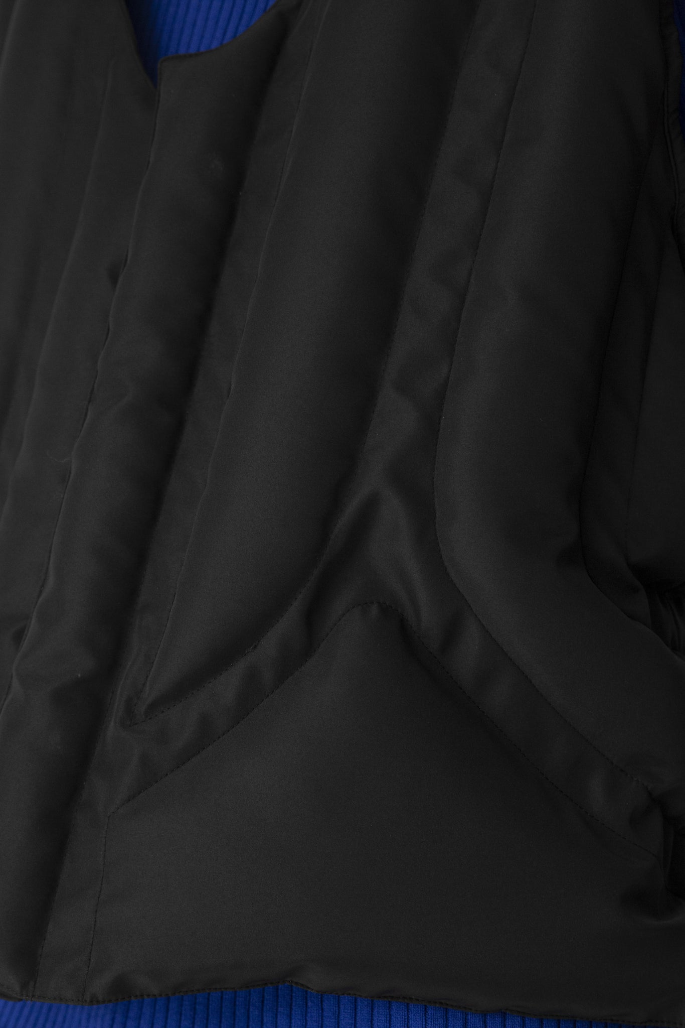 ARMOR SLEEVELESS PUFFY JACKET