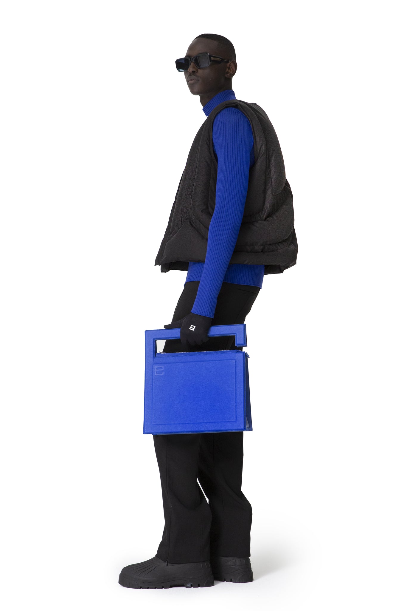 ARMOR SLEEVELESS PUFFY JACKET